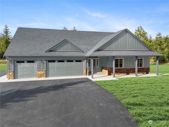 11705 Elks Landing Court SE, Yelm, WA 98597