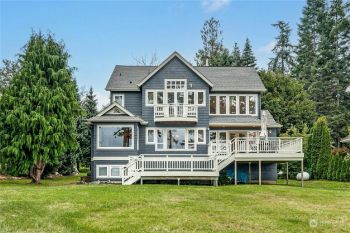 3034 Mabana Heights Road , Camano Island, WA 98282