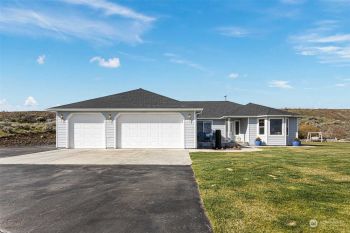 2546 20.8 Road NE, Soap Lake, WA 98851