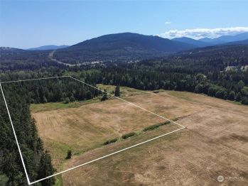 1955 Hooker Road , Sequim, WA 98382