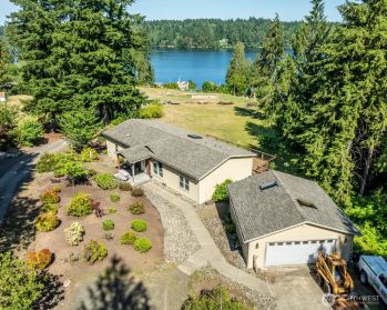 180 E Osprey Lane , Shelton, WA 98584-7337