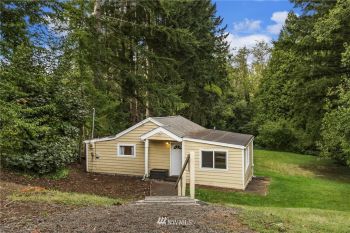 9551 Silverdale Loop NW, Silverdale, WA 98383