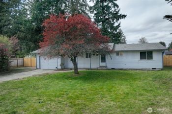 12120 218th Avenue Ct E, Bonney Lake, WA 98391