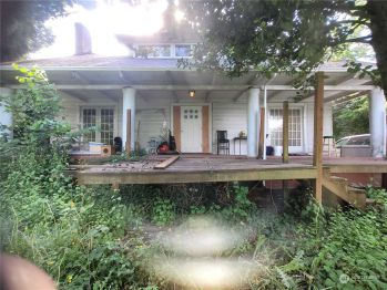 10425 Des Moines Memorial Drive S, Seattle, WA 98168-1633