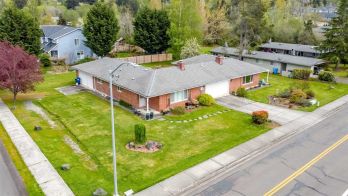 703 705 3rd Street , Steilacoom, WA 98388