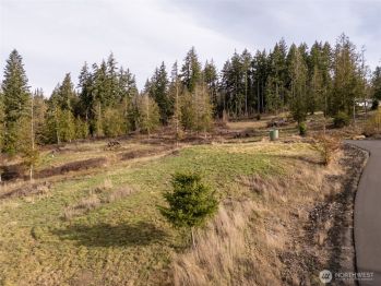426 Rose Garden Lane , Kelso, WA 98626