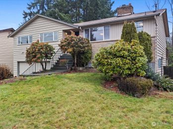 2310 N 194th Street , Shoreline, WA 98133
