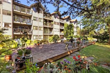 19428 Aurora Avenue N #333, Shoreline, WA 98133