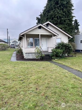 322 E 6th St , Port Angeles, WA 98362