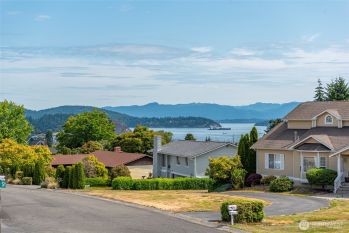 3802 N Avenue , Anacortes, WA 98221