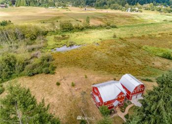 26039 Leyman Lane NE, Kingston, WA 98346