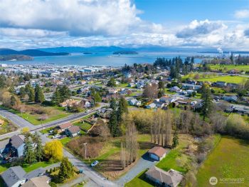 4011 Commercial Avenue , Anacortes, WA 98221