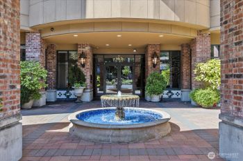 1417 Queen Anne Avenue N #313, Seattle, WA 98109