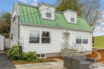 10145 15th Avenue S, Seattle, WA 98168-1613
