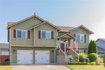14904 Mountain View Court SE, Yelm, WA 98597