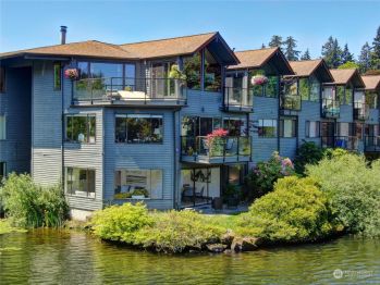19428 Aurora Avenue N #108, Shoreline, WA 98133