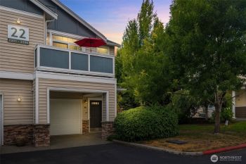 1855 Trossachs Boulevard SE #2204, Sammamish, WA 98075