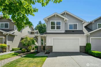 308 196th Place SW #101, Lynnwood, WA 98036