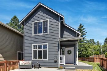 25123 Roberts Drive #107, Black Diamond, WA 98010