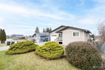 1415 E Fifth St , Port Angeles, WA 98362