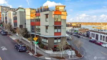 625 Fawcett Avenue , Tacoma, WA 98402