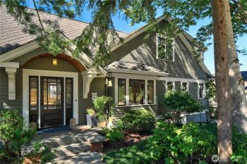 2 Fulton Street , Seattle, WA 98109