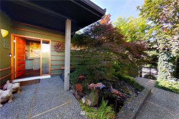 1638 10th Avenue E, Seattle, WA 98102-4213