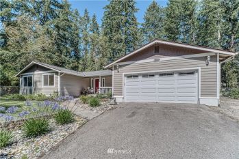 8401 40th St NW , Gig Harbor, WA 98335