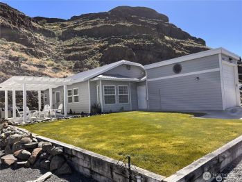 707 SW Section Avenue , Quincy, WA 98848