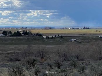 3275 State Highway 28 E, Soap Lake, WA 98851