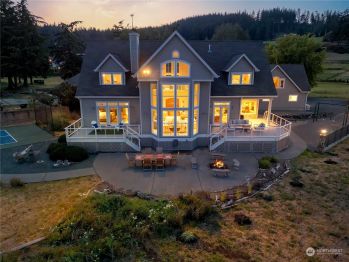 1832 Lola Beach Lane , Oak Harbor, WA 98277-8628