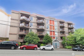 711 E Denny Way #303, Seattle, WA 98122-2258