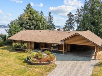 134 Livingston Bay Road , Camano Island, WA 98282