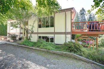 908 James Way , Camano Island, WA 98282