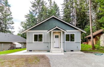 22205 N Clear Lake Boulevard SE, Yelm, WA 98597