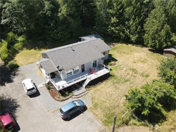 120 Bumpy Road , Port Angeles, WA 98362