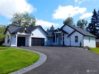 1822 30th Avenue SW, Puyallup, WA 98373