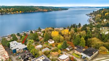 3825 NE 155th Place #200, Lake Forest Park, WA 98155