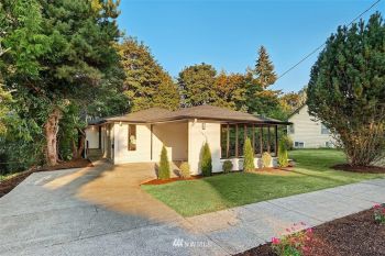 10420 Waters Avenue S, Seattle, WA 98178