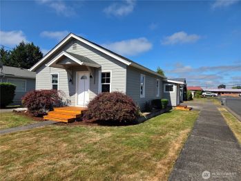 201 S 9th Avenue , Kelso, WA 98626