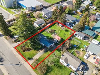 3760 S 168th St , SeaTac, WA 98188