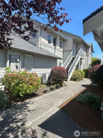 515 W Kellogg Road , Bellingham, WA 98226