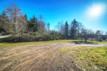 26636 Lindvog Road NE, Kingston, WA 98346