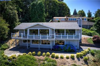 212 19th Avenue SE, Puyallup, WA 98372