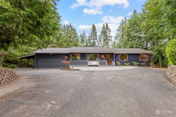 25252 Chris Lane NE, Kingston, WA 98346