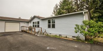 390 Dorado Avenue SW, Ocean Shores, WA 98569