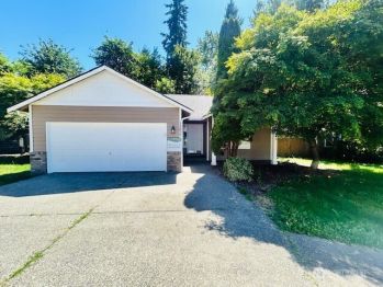 13827 93rd Avenue E, Puyallup, WA 98373