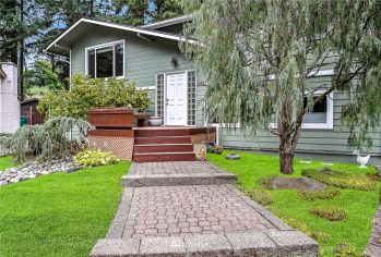 20911 22nd Avenue W, Lynnwood, WA 98036
