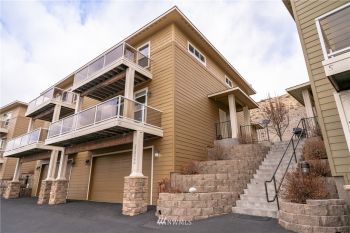 23239 NW Sunserra Loop #B36, Quincy, WA 98848