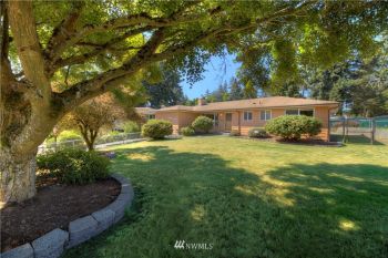 29409 35th Avenue S, Auburn, WA 98001-2504